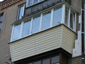 Балкони під ключ
