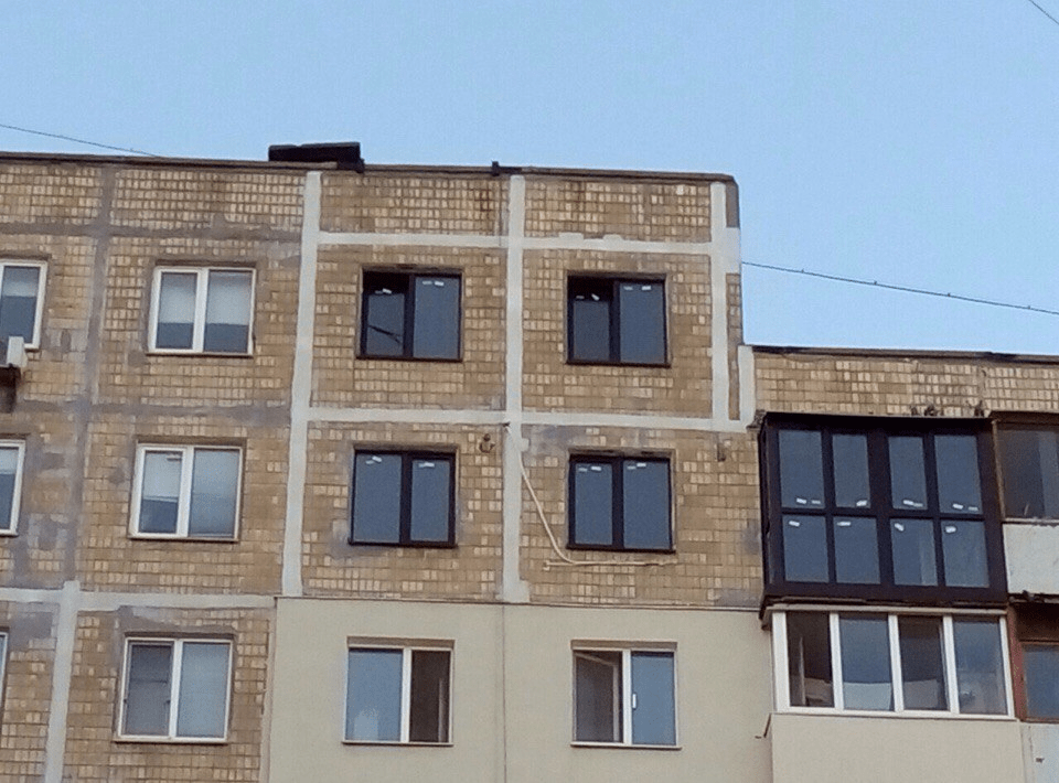 ФРАНЦУЗСКИЙ БАЛКОН НА МАРШАЛА МАЛИНОВСКОГО